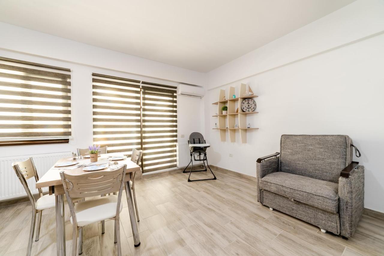 Năvodari Derya Suites - Mamaia Nord מראה חיצוני תמונה