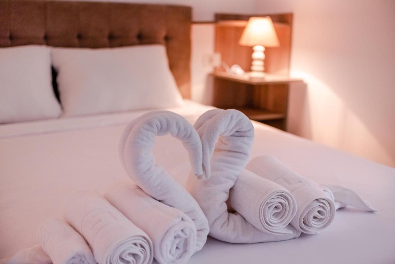 Năvodari Derya Suites - Mamaia Nord מראה חיצוני תמונה
