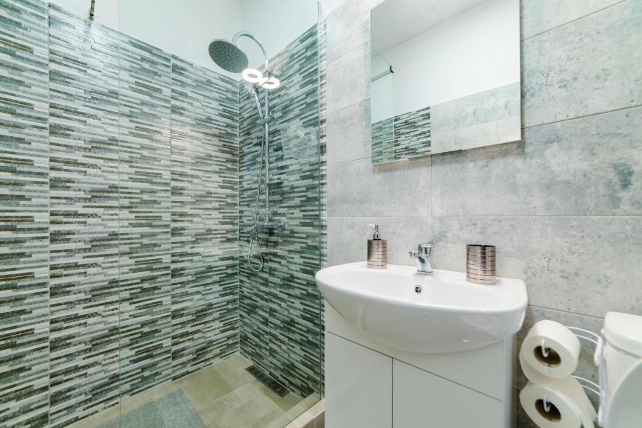 Năvodari Derya Suites - Mamaia Nord מראה חיצוני תמונה