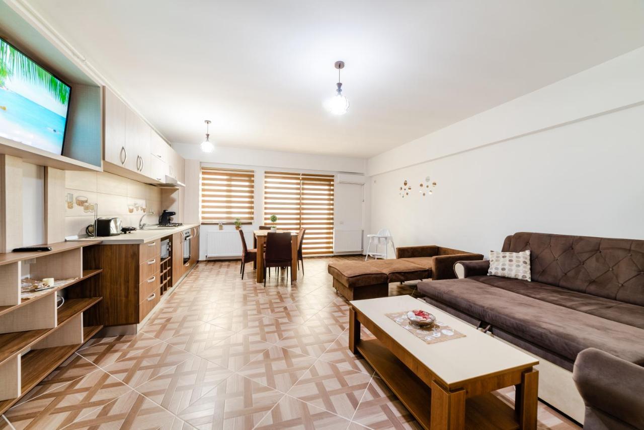 Năvodari Derya Suites - Mamaia Nord מראה חיצוני תמונה